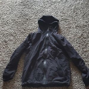 Lululemon windbreaker